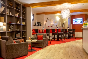Détendez vous au bar du SOWELL HÔTELS Le Parc & SPA 4*