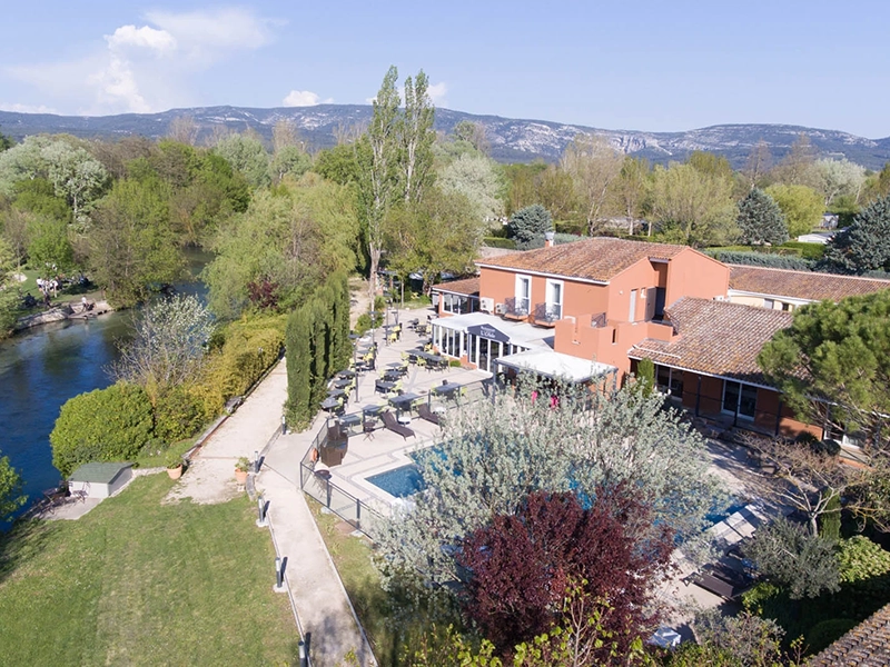 photo n°10 de Séminaires & Location de Salles au Domaine de la Petite Isle – L’Isle-sur-la-Sorgue en Provence