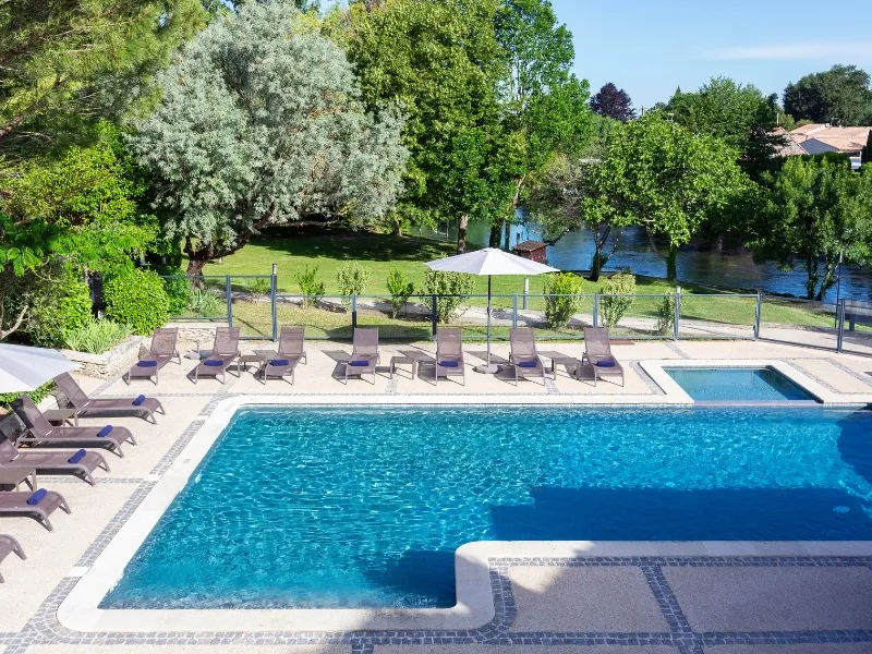 photo n°2 de Séminaires & Location de Salles au Domaine de la Petite Isle – L’Isle-sur-la-Sorgue en Provence