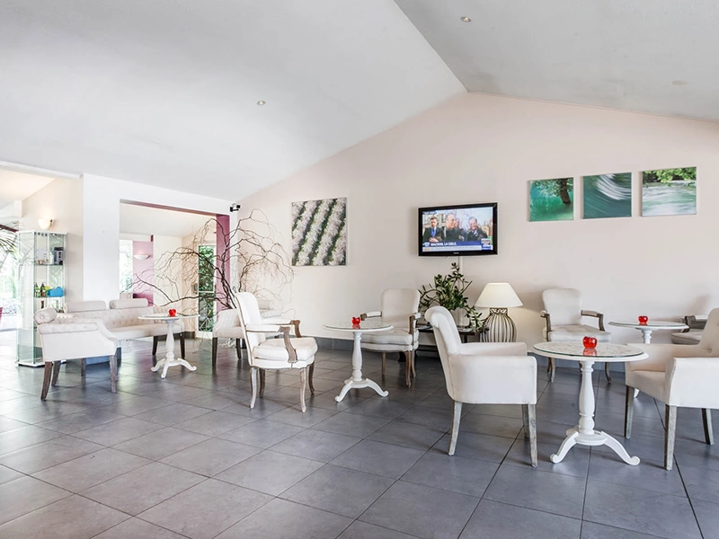 photo n°7 de Séminaires & Location de Salles au Domaine de la Petite Isle – L’Isle-sur-la-Sorgue en Provence